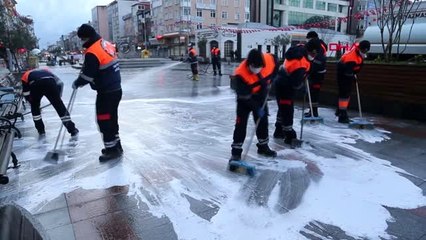 Sultanbeyli'de koronavirüsle mücadele hız kesmeden sürüyor