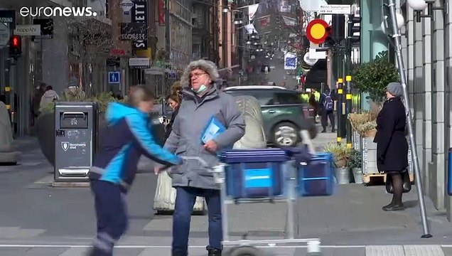 Schweden baut Notfallkinik, Dänemark verlängert Maßnahmen