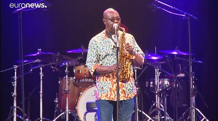 Le saxophoniste Manu Dibango est mort des suites du Covid-19