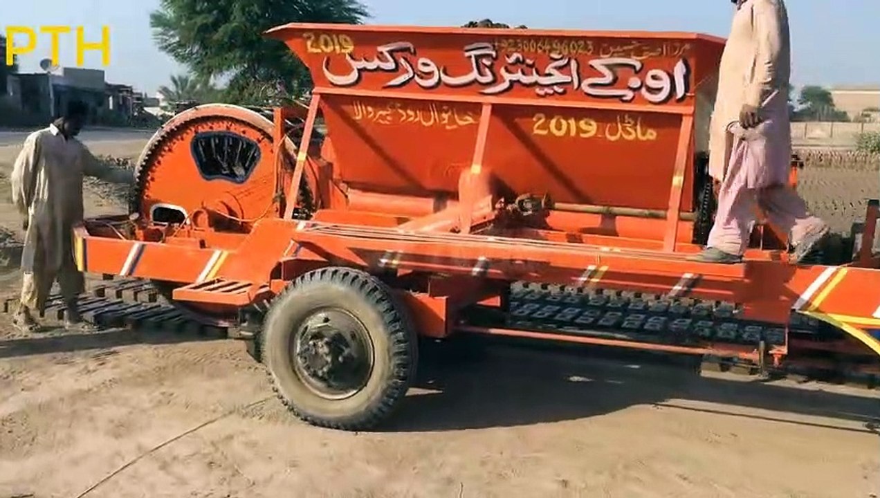 Cette machine crée 1000 briques en 5 minutes ! Belle invention !