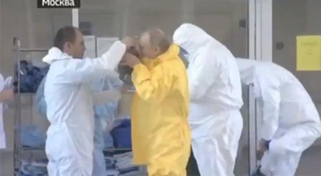 Putin kıyafetleri giydi ve...