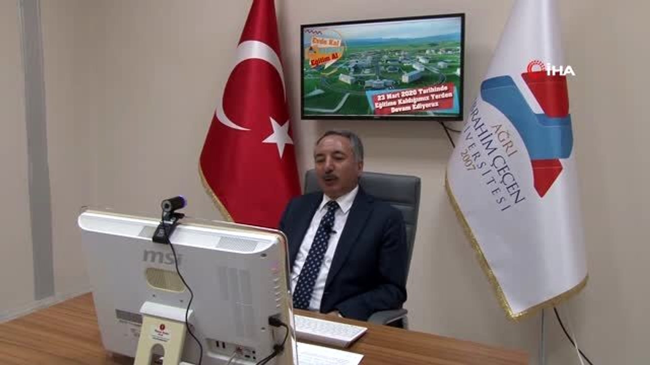 AİÇÜ'de uzaktan eğitimin ilk dersini Rektör Prof. Dr. Karabulut yaptı