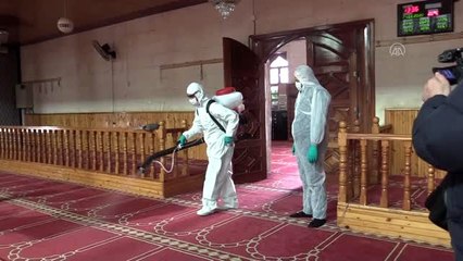 Cami ve kurumlar dezenfekte ediliyor