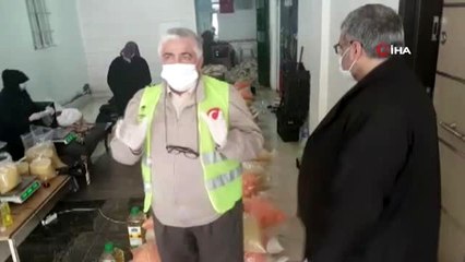İmkander'den 65 yaş üstü 200 aileye gıda kolisi