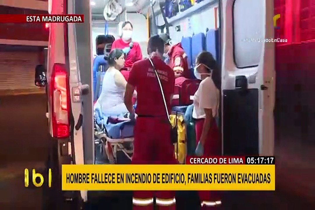 Hombre muere en incendio de edificio en el Cercado de Lima