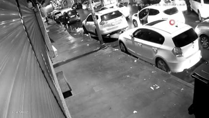 İstanbul'da silahlı çatışma kamerada