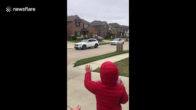 Teachers in Texas hold heartwarming parade to cheer students amid quarantine