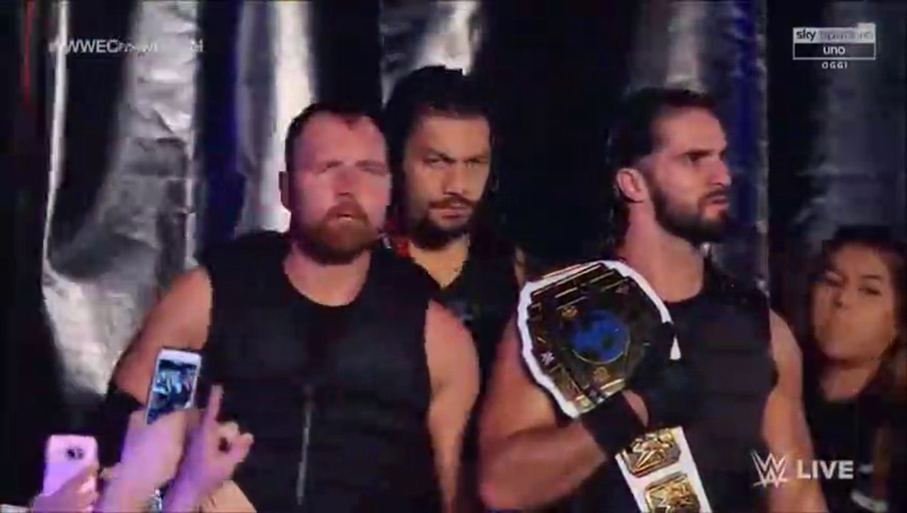 (ITA) The Shield contro Drew McIntyre, Dolph Ziggler e Braun Strowman (WWE RAW 08/10/2019)