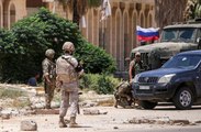 روسيا تلتقي بضباط منشقين في درعا لضبط التوتر بالمحافظة - هنا سوريا