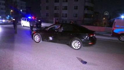 Başkentte seyir halindeki otomobile ateş açıldı