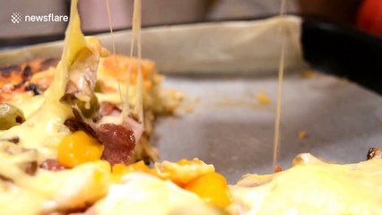 15-minute pizza recipe ideal for those stuck in their homes with nothing to do