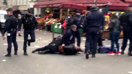 Fransa'da sokağa çıkma yasağına uymayanlara sert müdahale