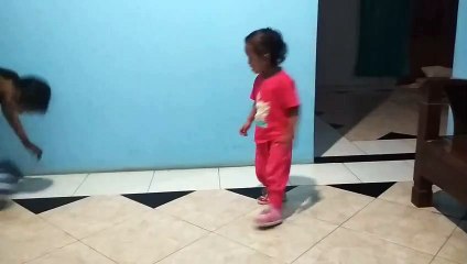 Anis belajar jurus Tendangan Garuda