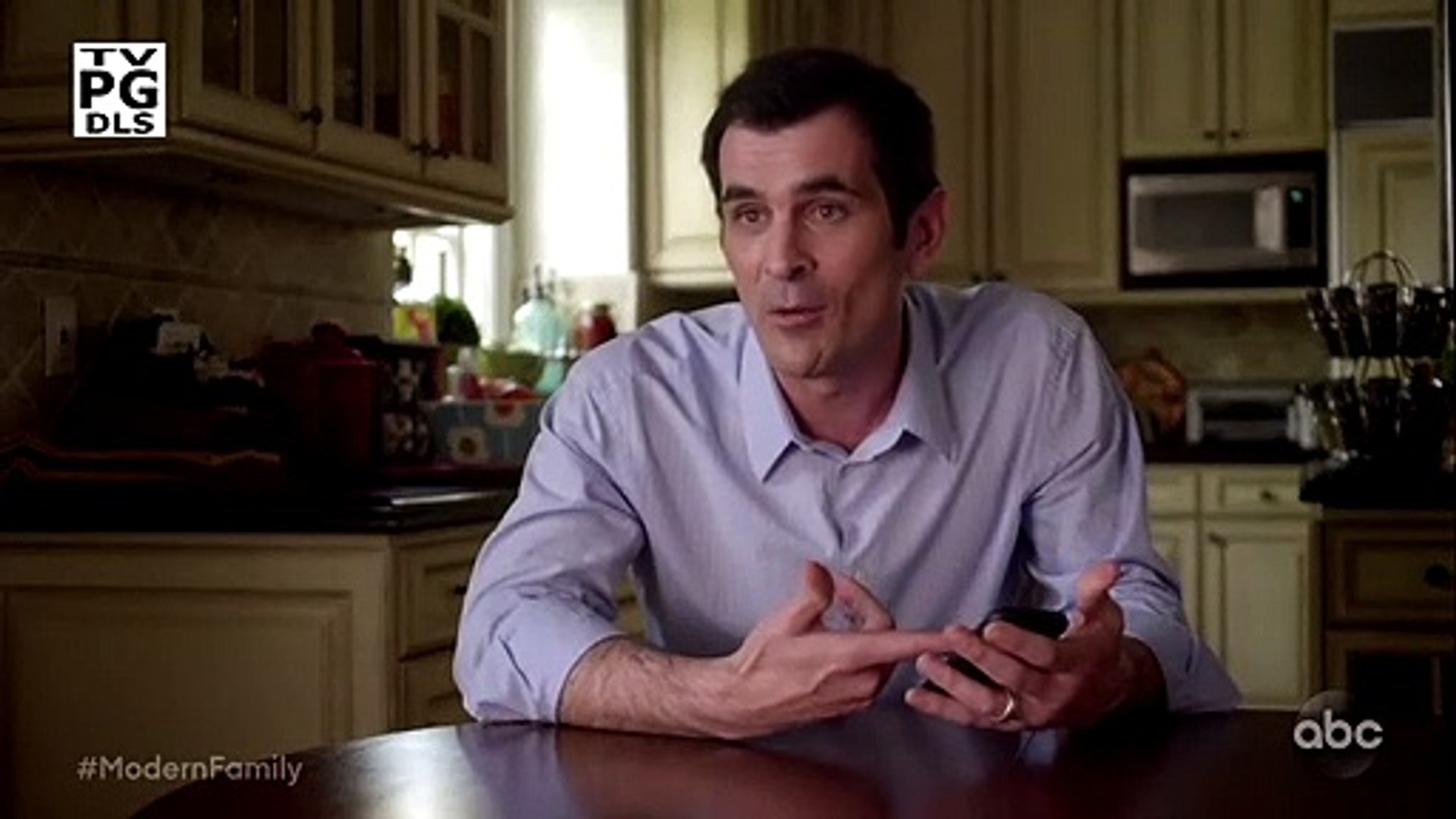 Modern family finale part 2 online online