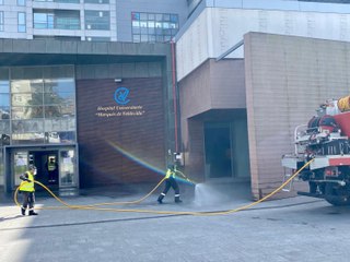 La UME desinfecta dos centros de salud de Cantabria