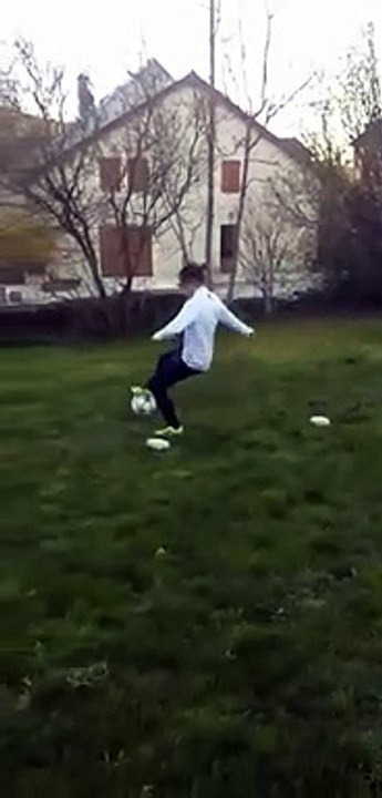 Défi du 25 réalise par JADE U13F