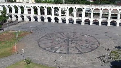 Coronavírus confina 3 bilhões de pessoas