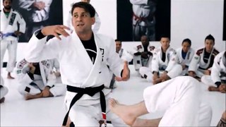 Mendes - Passing the guard standing - Leg Drag - 2