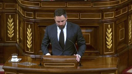 Abascal exige a Sánchez el cese de Iglesias y el 155 para destituir a Torra