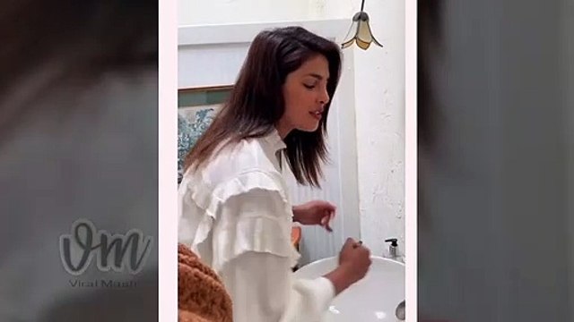 Priyanka Chopra takes up the #SafeHands Challenge and Nominates Nick Jonas, Amitabh Bachchan