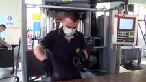 MKE Maksam Makine ve Maske Fabrikası Müdürü Turgay Topaloğlu Cerrahi maske üretimine yönelik yeni...