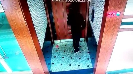 ARNAVUTKÖY'DE HIRSIZLAR KAPI ÖNLERİNDEKİ AYAKKABILARA DADANDI