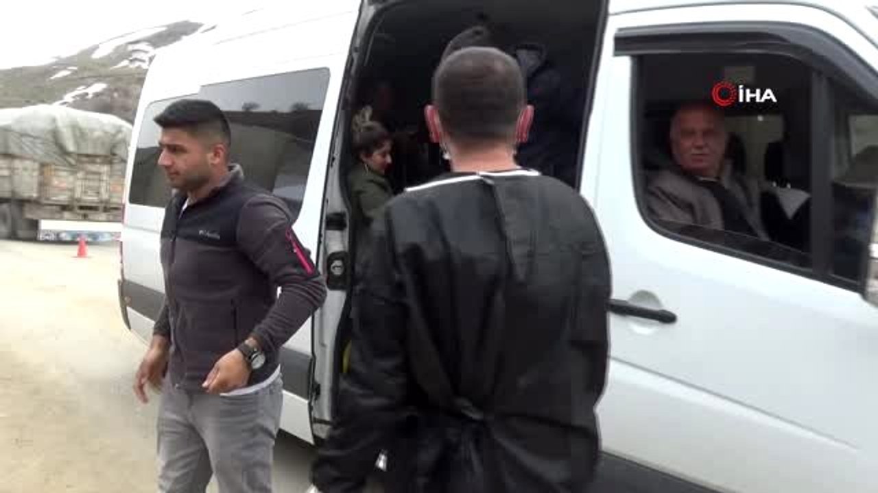 Hakkari'ye giriş yapanlar sağlık kontrolünden geçiriliyor