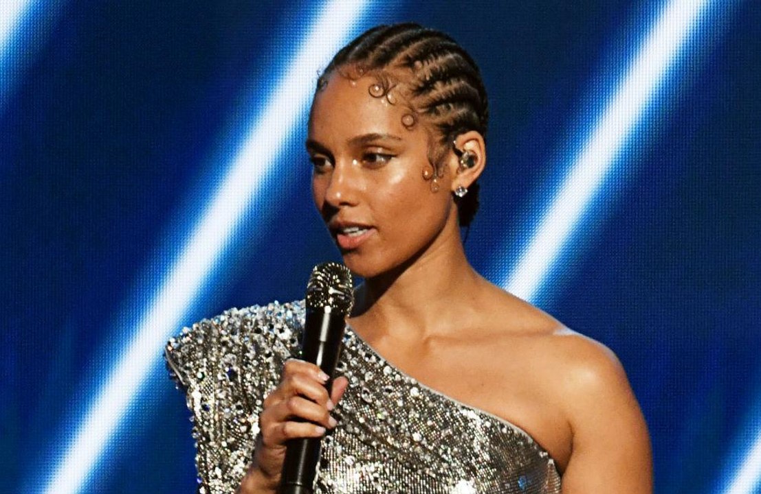 Alicia Keys: I've been putting on a mask