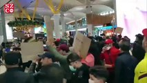 İstanbul Havalimanı'nda Cezayirliler ile polis arasında gerginlik