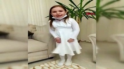 Minik Ece hemşire elbisesiyle sağlık çalışanlarına teşekkür etti