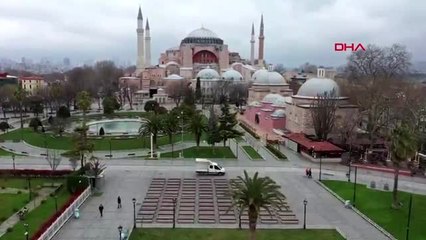 İSTANBUL MEYDANLARI BOŞ KALDI