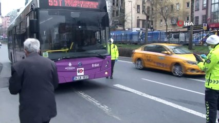 İstanbul’da trafik polisleri halk otobüslerini denetledi