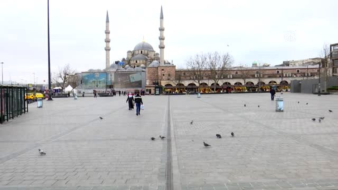 Eminönü ve Taksim boş kaldı