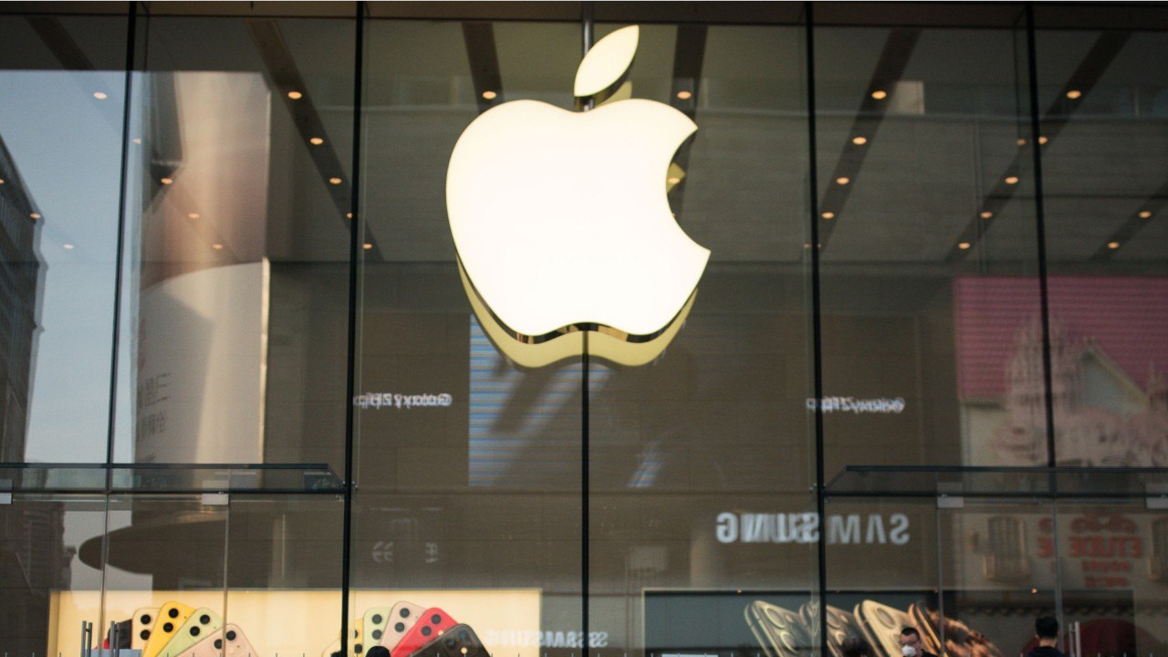 Apple May Delay Next iPhone