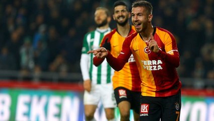 Adem Büyük, Sağlık Bakanlığı'na maske, virüs testi ve koruyucu ekipman bağışladı