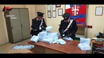 Puglia: cinese picchiato per rubargli mascherine, arrestati due fratelli del luogo - video