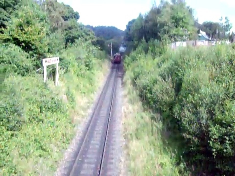 train is coming