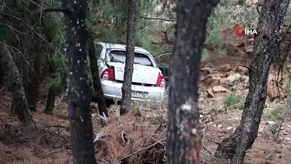 Spil Dağı'nda panelvan araçla çarpışan otomobil uçuruma yuvarlandı: 2 yaralı