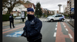 Reste à la maison : La police belge diffuse du Claude François dans les rues