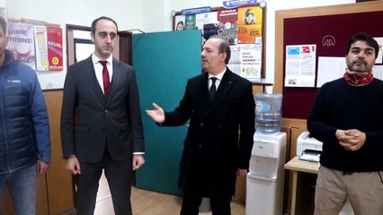 Öğretmenler okullardaki 3D yazıcıları evlerine götürüp siper maske üretti - YALOVA