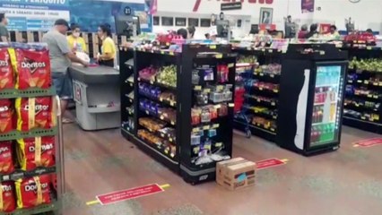 Supermercado adota uma série de medidas de prevenção ao Covid-19, incluindo aferição de temperatura