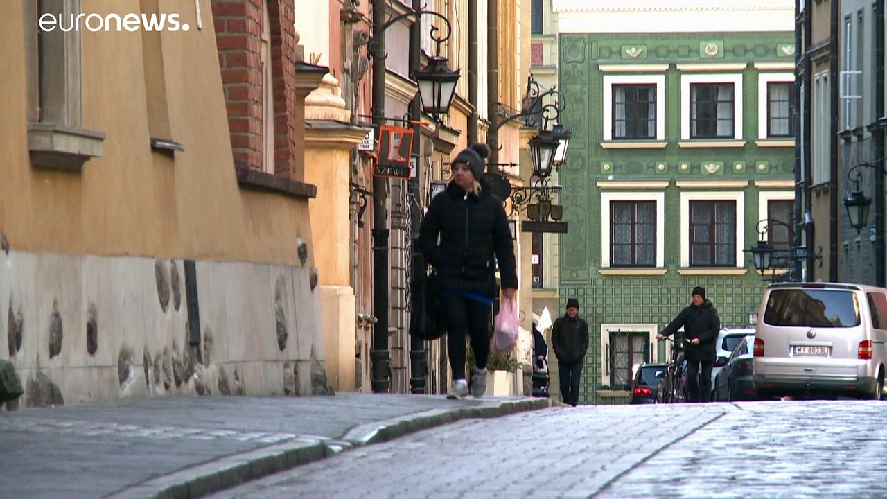Serbien holt Bürger heim, Polen lässt wählen