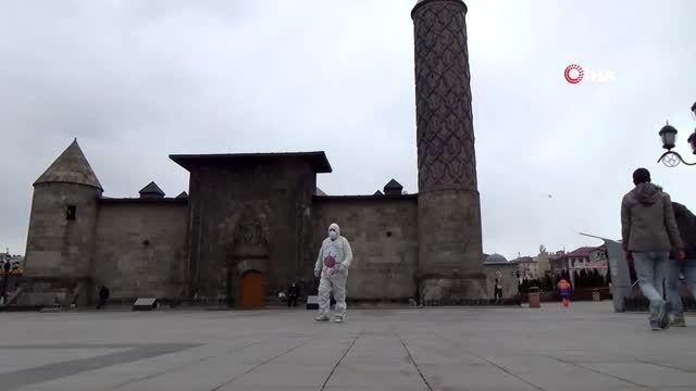 Dadaş Kaşif korona virüse dikkat çekti