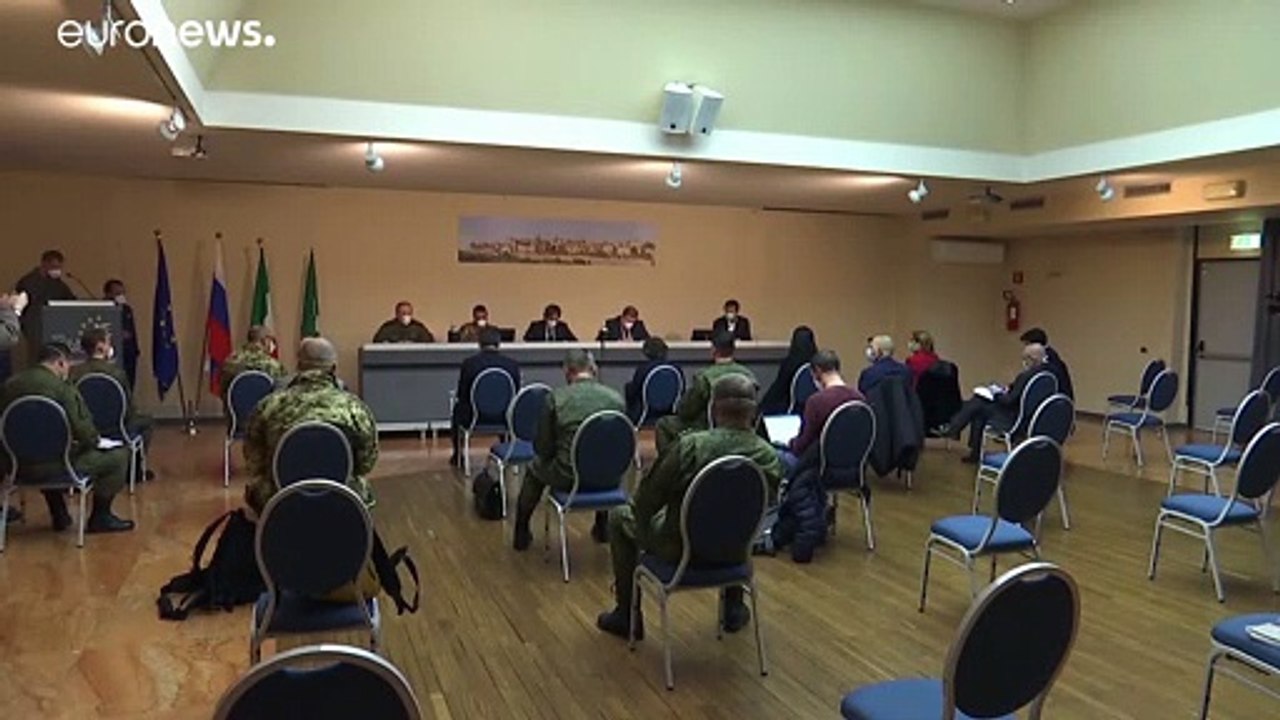 'Liebesgrüße aus Russland': Hilfe aus Moskau in Bergamo eingetroffen