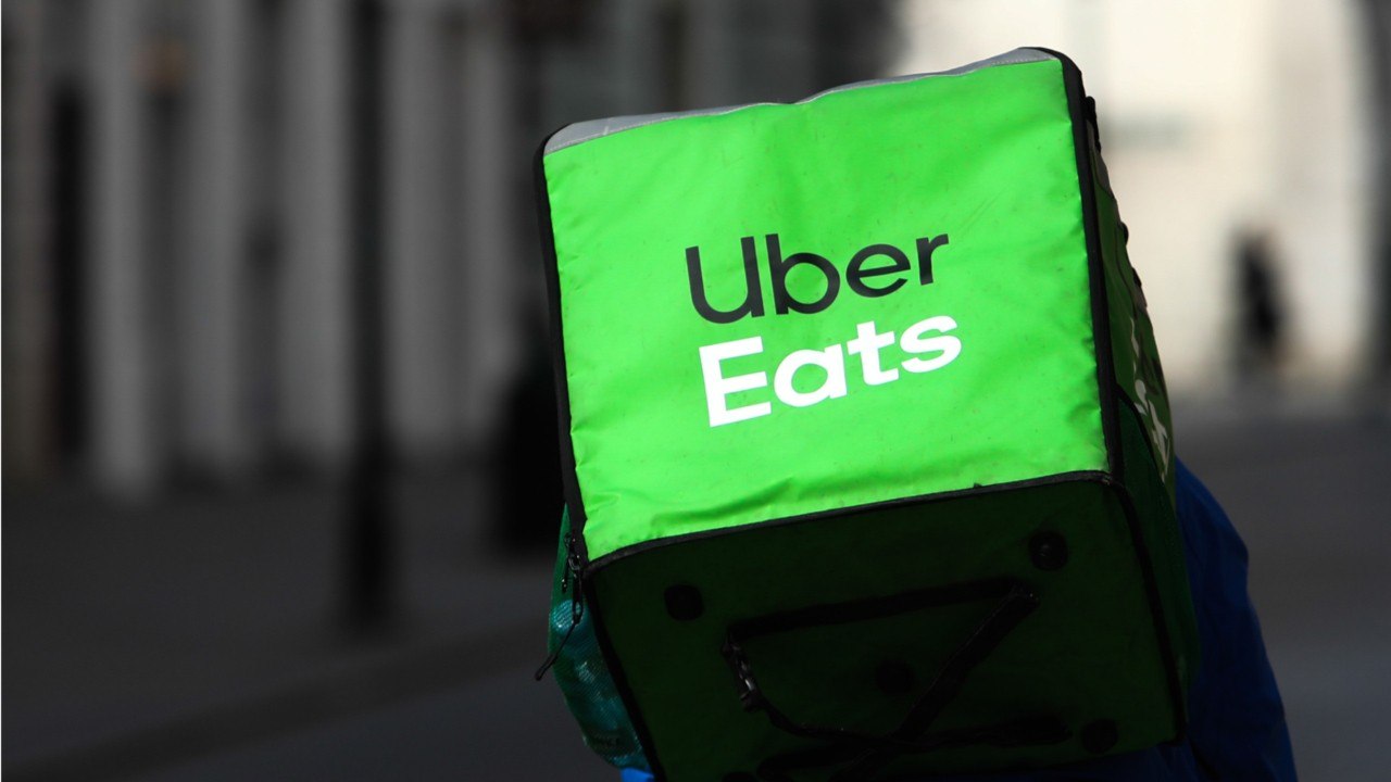 Uber Will Allow Workers To Jump From Driving People To Delivering Food