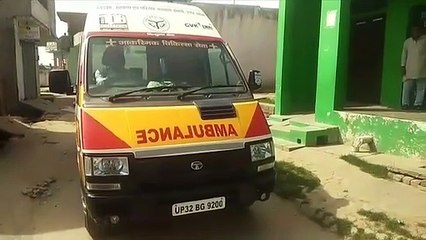 शाहजहांपुर: लॉकडाउन के चलते पुलिस ने घर-घर पहुंचाया आवश्यक सामग्री