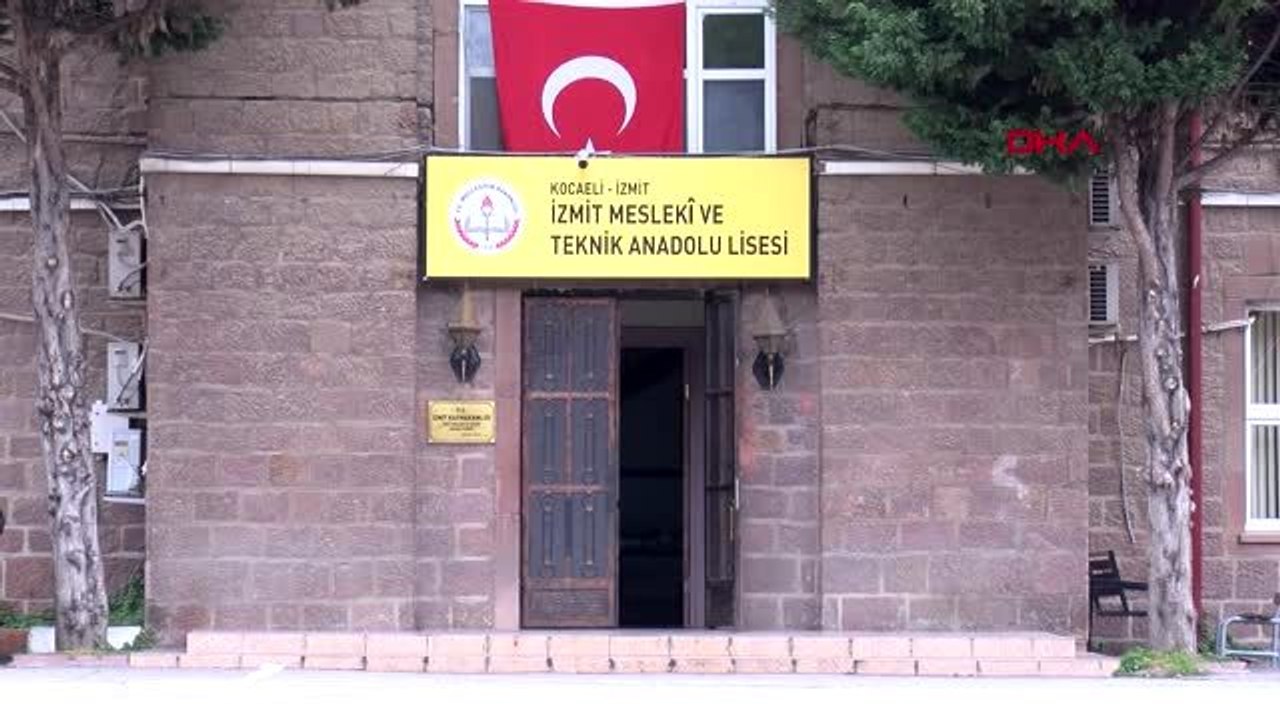 KOCAELİ Meslek lisesinde koronavirüse karşı dezenfektan üretiliyor