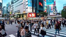 Tokyo'da bir günde rekor sayıda koronavirüs vakası tespit edildi