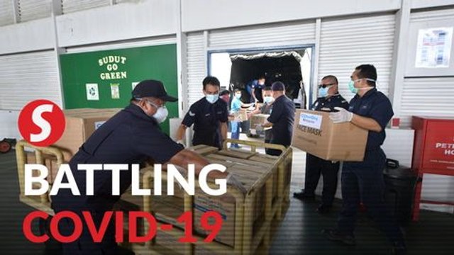 Sarawak police receive PPE for frontliners