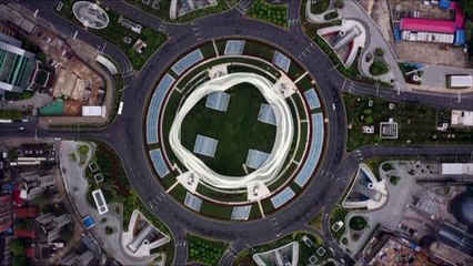 Coronavirus: vue aériennne d'un rond-point à Wuhan, berceau de la pandémie